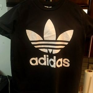 Adidas vintage xl tshirt